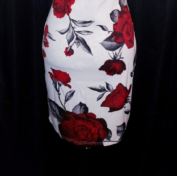 Haute Monde Red Rose Floral Strap Dress Sz L - Picture 6 of 10